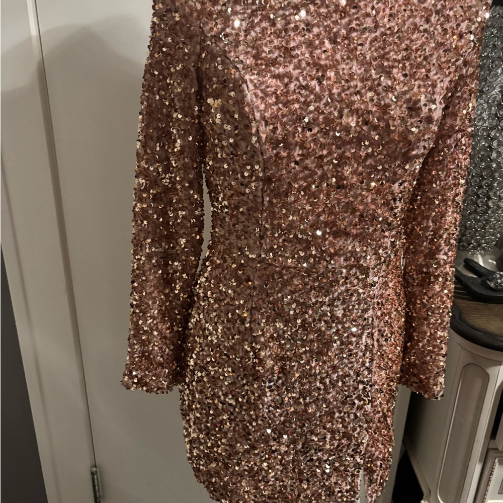 MABLE Long Sleeve Sequin Dress in Rose Gold